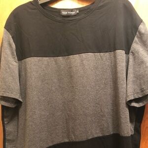 𝅺YONG Horse Tee